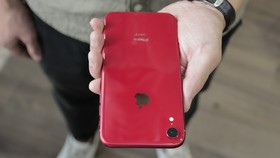 iPhone Xr với bản màu đỏ