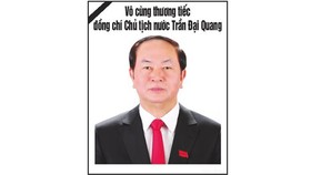 Các đoàn viếng chỉ mang băng tang không mang vòng hoa