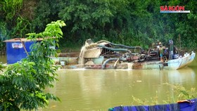 Cần xử lý nghiêm việc khai thác cát ở huyện Krông Nô