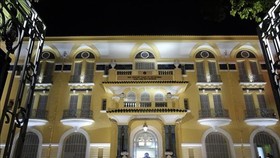 The Ho Chi Minh City Museum of Fine Arts is illuminated at night. (Photo: VNA)