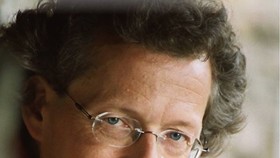 Famous Austrian artist, Robert Lehrbaumer to perform in Vietnam