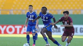 B.Bình Dương sang Indonesia với ưu thế đã thắng 1-0 trong trận lượt đi. Ảnh: DŨNG PHƯƠNG