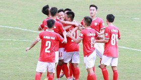 Hà Tĩnh đến gần với cửa thăng hạng. Ảnh: DƯƠNG THU