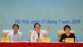 Bộ trưởng Bộ GD-ĐT chủ trì hội nghị ngày 17-7