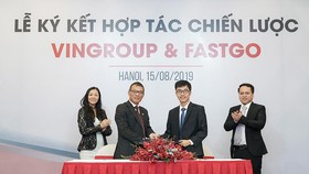 Vingroup và FastGo ký kết hợp tác chiến lược, đưa xe ô tô VinFast tham gia thị trường dịch vụ gọi xe công nghệ