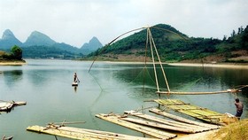 A river in Bac Son district, Lang Son province (Photo: VNA)