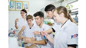 VN plans to attract MA lecturers for educational institutions