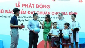 Launch meeting for project “Helmets for Families” takes place in primary school