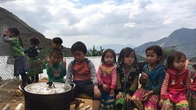 Children in mountainous district (Photo: TAT )