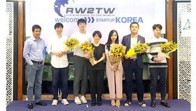 Vietnamese startups connect with peers in world