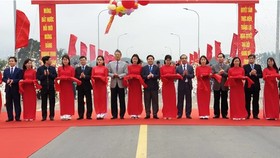 Binh Ca Bridge linking whole road of Ho Chi Minh from Cao Bang to Ca Mau province is inaugurated