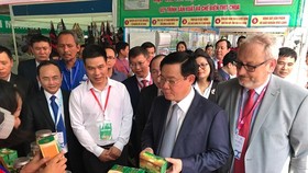 The 2019 trade promotion fair for cooperatives is opened at opened at Hoa Lu Sports Center