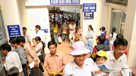 The large numbers of patients suffering from heat-related illnesses increased