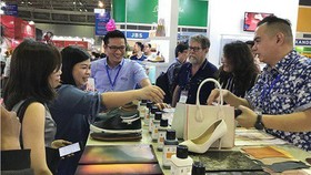 Vietnam's leather and footwear products were on display at the 21st International Leather and Shoes Exhibition in HCM City (Photo: baochinhphu.vn)
