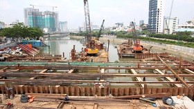 HCMC leader urges sluggish anti-landslide projects