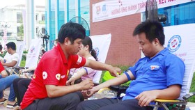 Khai mạc Hành trình Đỏ “Quảng Ngãi - Giọt hồng sẻ chia”