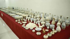 Đoàn chuyên gia tìm hiểu về văn hóa Sa Huỳnh và tàu đắm cổ tại Quảng Ngãi