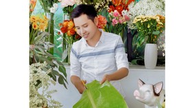Độc đáo gói hoa bằng lá chuối