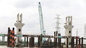 Khẩn trương về đích