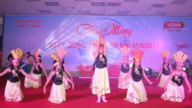 Các tiết mục văn nghệ sôi nổi của con em CB - CNV Vedan Việt Nam.