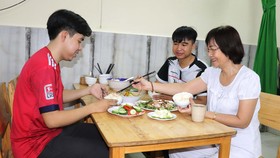 Vun đắp tình hữu nghị đặc biệt