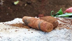 Dừng thi công trường học vì phát hiện đạn pháo