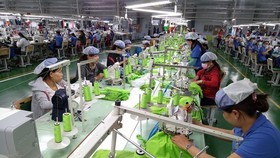 The factory of the Far Eastern New Apparel Vietnam company in Bac Dong Phu Industrial Park, Binh Phuoc province (Photo: VNA)