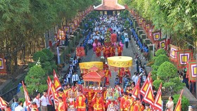 A view of the ceremony hosted to commemorate Hung Kings in HCMC's District 9 on April 14 (Photo: SGGP)