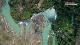 Dray Nur Waterfall – The mystery of nature