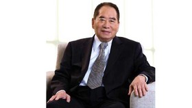 Tỷ phú giàu nhất Philippines qua đời