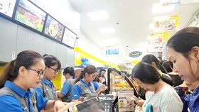 Cửa hàng Cheers thu hút người tiêu dùng vì thực phẩm tươi và thuận tiện mua sắm