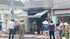 Cháy quán cơm nghi do rò rỉ khí ga