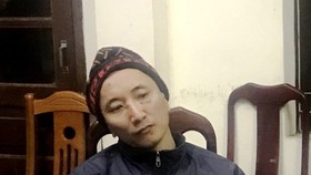Bắt tại chỗ kẻ dùng súng cướp ngân hàng