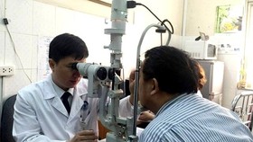 Gia tăng bệnh về mắt, cảnh báo những sai lầm khi chăm sóc mắt