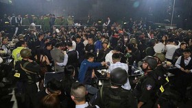 Công an ập vào Vegas Club