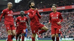 Mohamed Salah trình làng động tác mới khi ăn mừng bàn thắng. Ảnh: Getty Images