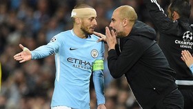 Dù David Silva quyết định thế nào, thì HLV Pep Guardiola chắc chắn sẽ tôn trọng. Ảnh: Getty Images