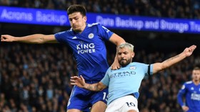 Harry Maguire (trái) là mục tiêu hàng đầu mà HLV Pep Guardiola muốn tăng cường. Ảnh: Getty Images