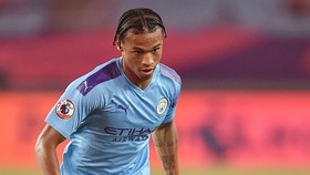 Leroy Sane ra sân ở trận giao hữu đầu tiên của Man.City. Ảnh: Getty Images