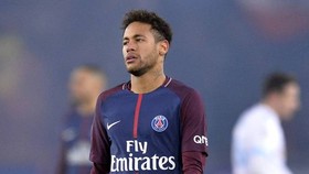 Neymar gần như không còn tương lai ở Paris SG, vấn đề lúc này chỉ còn là Real hay Barca sẽ chiến thắng cuộc đua. Ảnh: Getty Images
