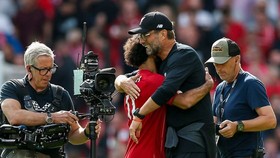 HLV Jurgen Klopp chẳng có lý do để lo lắng khi uy lực mà các học trò thể hiện trên sân là quá dữ dội. Ảnh: Getty Images