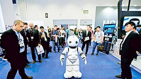 Sản phẩm robot do Trung Quốc chế tạo