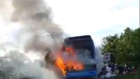 Hiện trường vụ cháy xe khách ở Hà Tĩnh