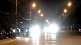 Đèn LED ô tô quá sáng gây chói, dễ dẫn đến tai nạn