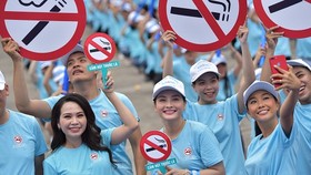 Kêu gọi từ bỏ thuốc lá