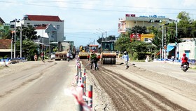 Khắc phục, sửa chữa các đoạn đường hư hỏng trên tuyến QL1A qua tỉnh Bình Định