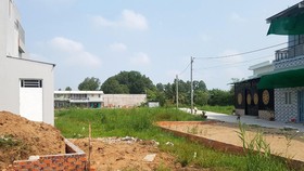 Một KDC tự phát trên địa bàn quận Cái Răng, đang chờ được giải quyết