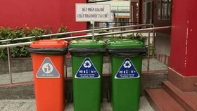 Chế tài hành vi không phân loại rác tại nguồn