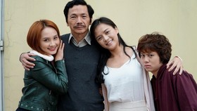 Giải mã cơn sốt "Về nhà đi con"