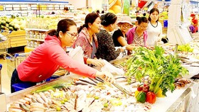 Hàng Việt chiếm tỷ lệ cao trong cơ cấu hàng hóa tại siêu thị Co.opmart Sóc Trăng
